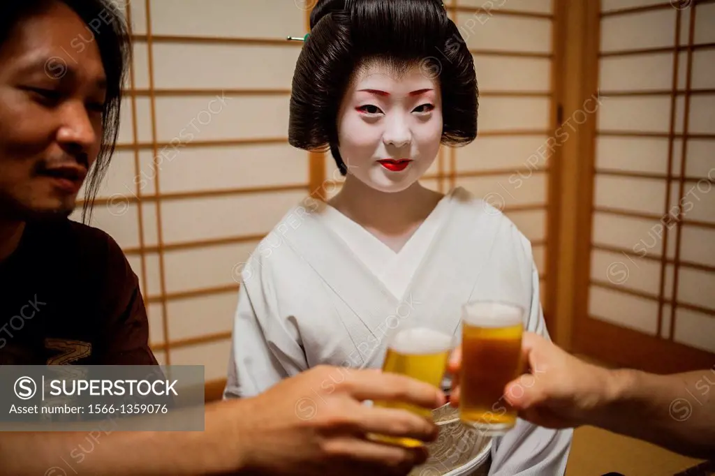 Fukuyu,geisha workimg in Miyaki tea house (o-chaia).Geisha´s distric of Miyagawacho.Kyoto. Kansai, Japan.