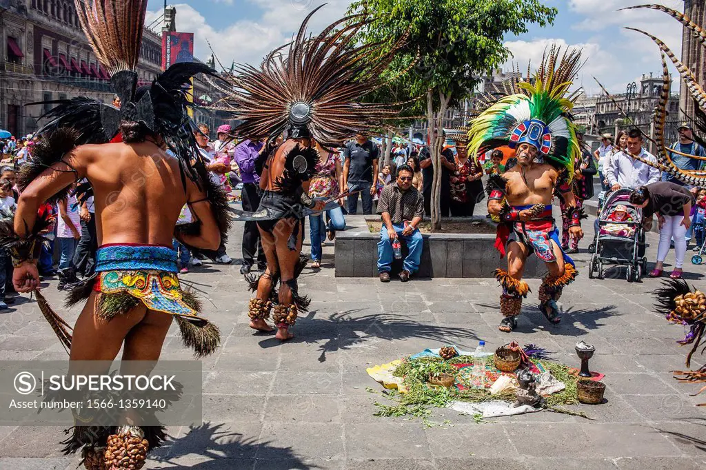 Aztec Dancers Group,Plaza de la Constitución,El Zocalo, Zocalo Square, Mexico City, Mexico.