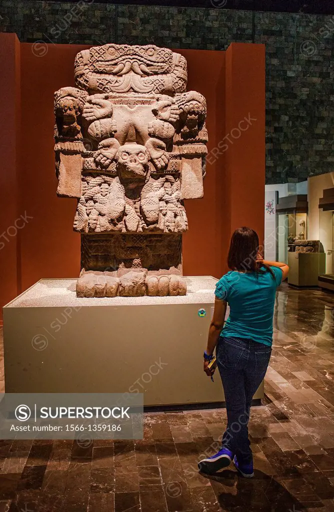 Coatlicue mother goddess or ´Doce cañas´, National Museum of Anthropology. Mexico City. Mexico.
