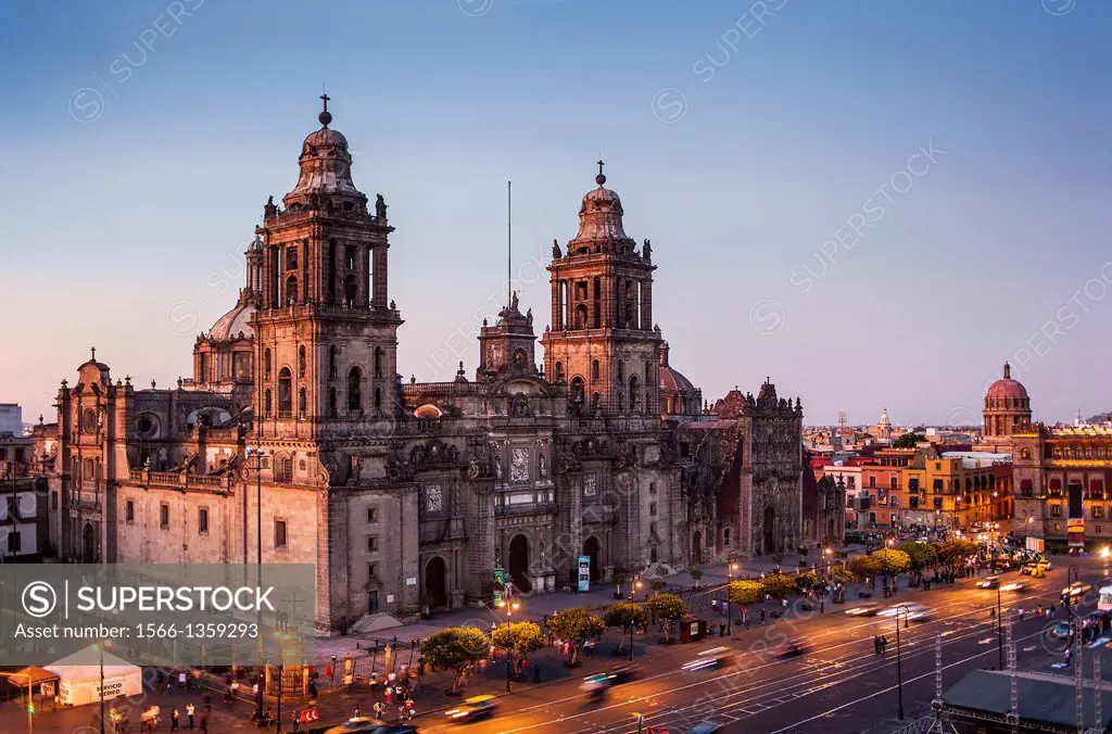 The Metropolitan Cathedral, in Plaza de la Constitución, El Zocalo, Zocalo Square, Mexico City, Mexico.