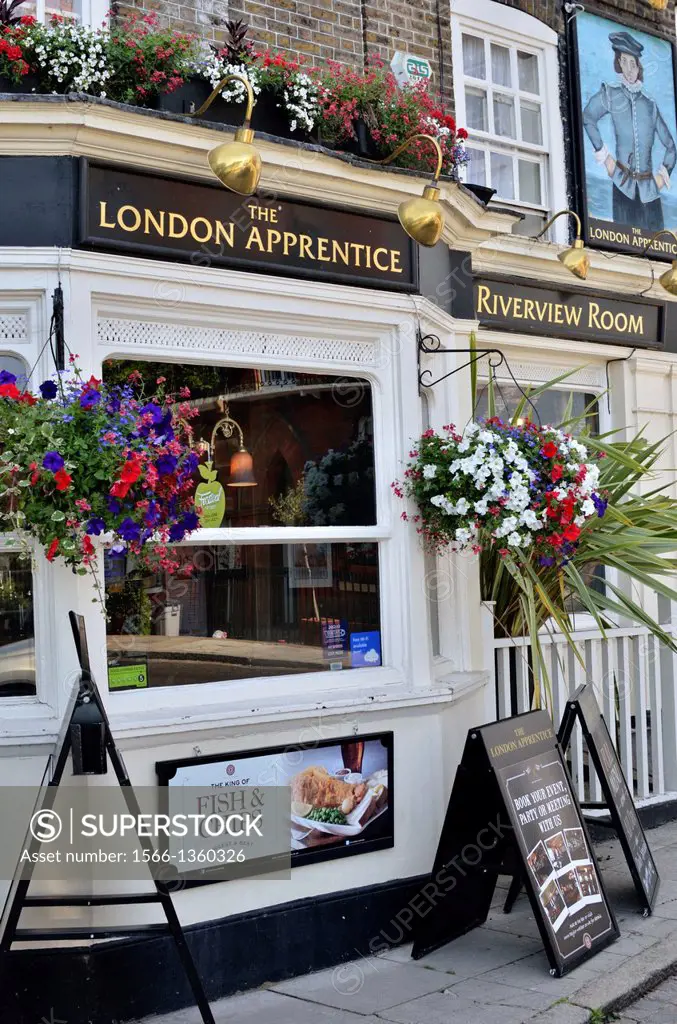 The London Apprentice pub in Isleworth, London, UK.