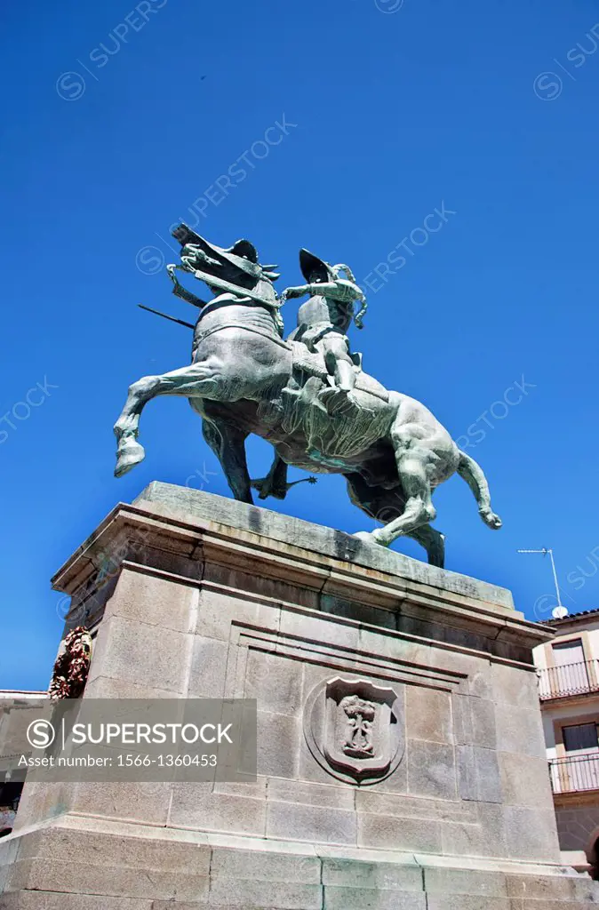 Equestrian statue of Francisco de Pizarro, Trujillo.