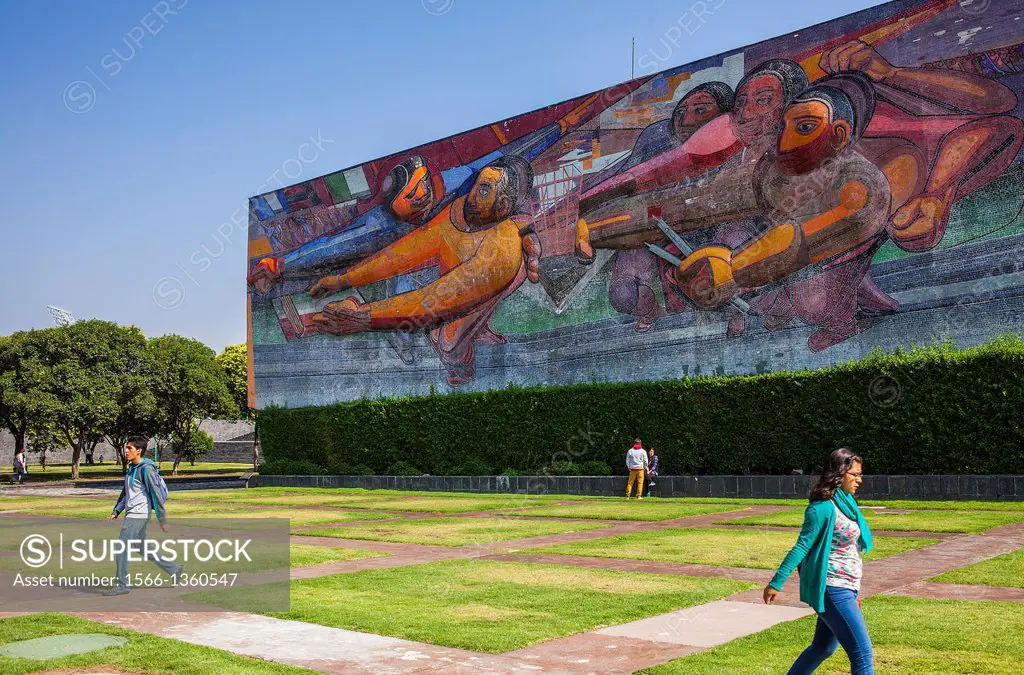 `El pueblo a la universidad, la universidad al pueblo por una cultura nacional neohumanista de profundidad universal´ mural by David Alfaro Siqueiros,...