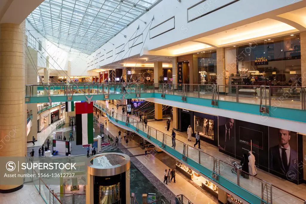 UAE, Abu Dhabi, Abu Dhabi Mall, interior.