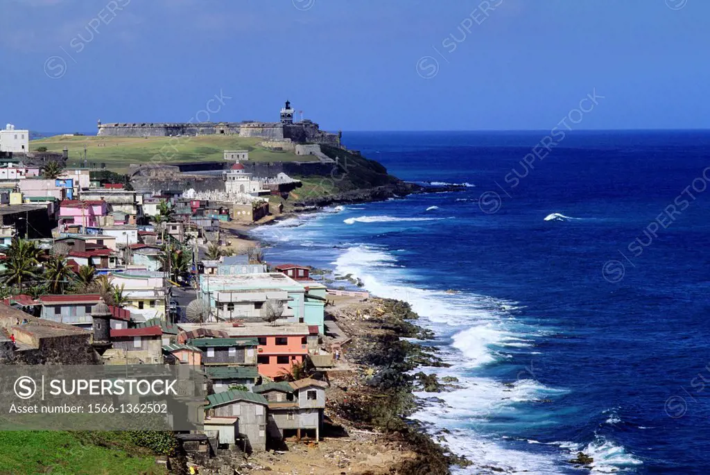 PUERTO RICO, OLD SAN JUAN, VIEW OF EL MORRO FORTRESS.