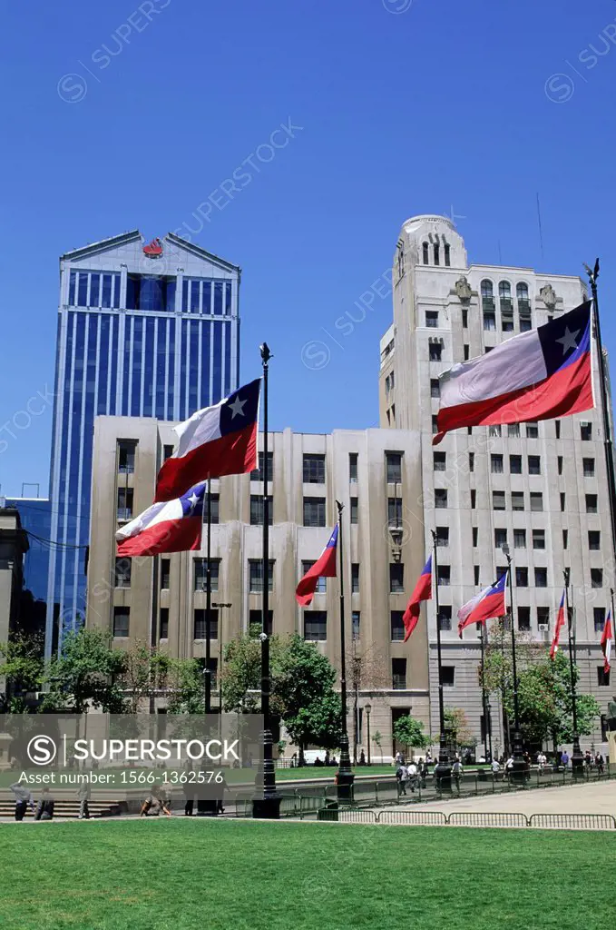 CHILE, SANTIAGO, DOWNTOWN, GOVERNMENT PALACE, PARLIAMENT, SQUARE WITH CHILEAN FLAGS.