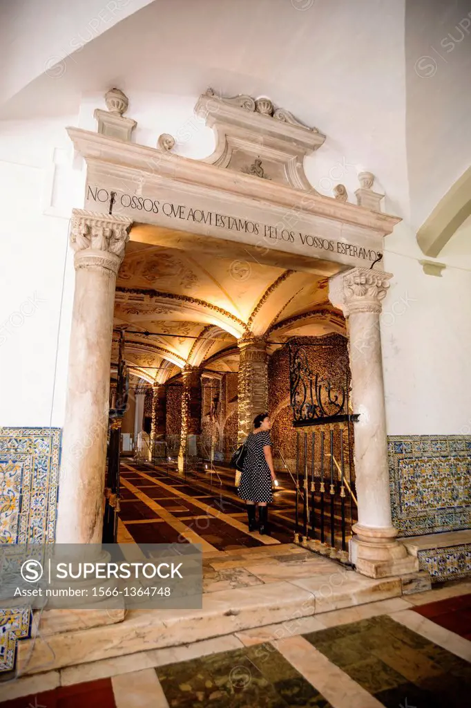 capela dos Ossos, Chapel of bones, built in the sixteenth century, Convent of San Francisco, Gothic-Manueline, XV century, Evora, Alentejo, Portugal, ...