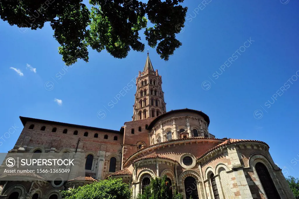 The Basilica of Saint Sernin, Toulouse, Haute-Garonne Department, France.
