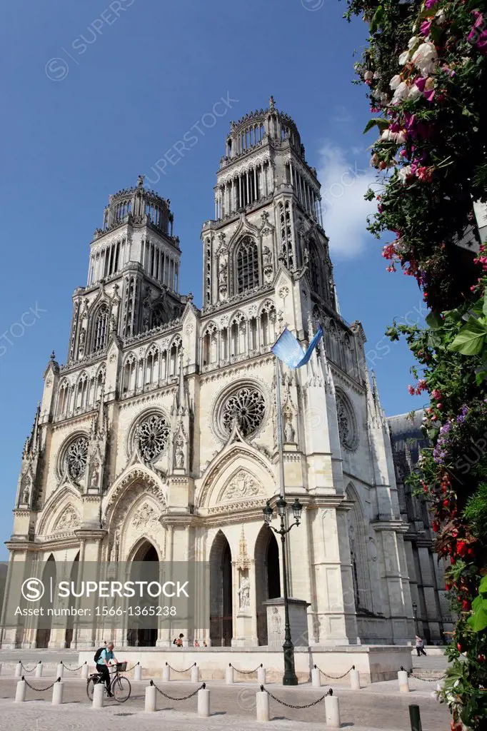 France, Loiret, Orléans, the Sainte Croix cathedral.