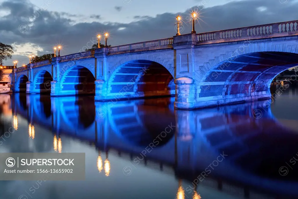 Kingston Bridge at night,Kingston Upon Thames,Surrey,England
