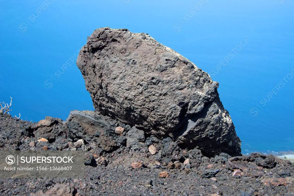 Giant volcanic bomb. Teneguia (Fuencaliente), La Palma Island, Canary Islands, Spain.