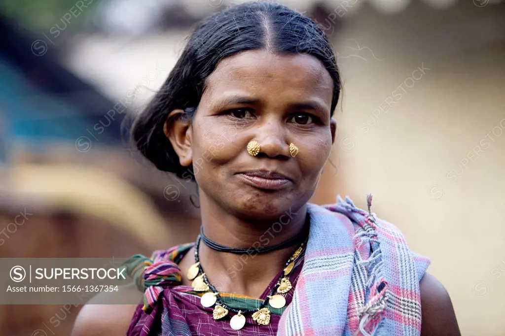 Woman in traditional attire, Oriya tribe, Orissa, India.