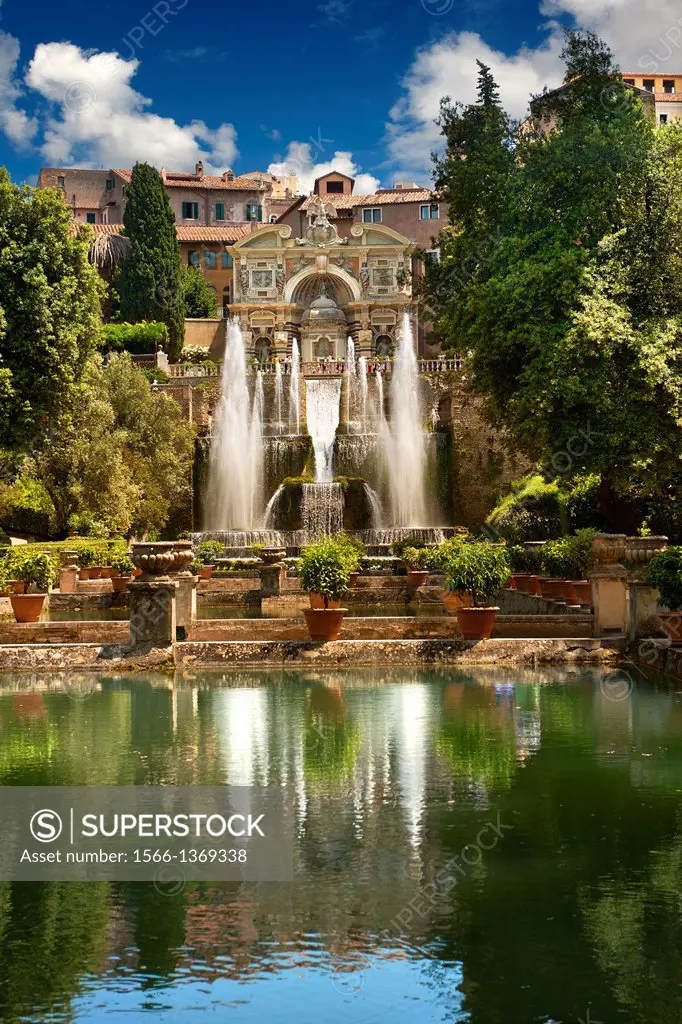 The water jets of the Organ fountain, 1566, housing organ pipies driven by air from the fountains. Villa d'Este, Tivoli, Italy - Unesco World Heritage...