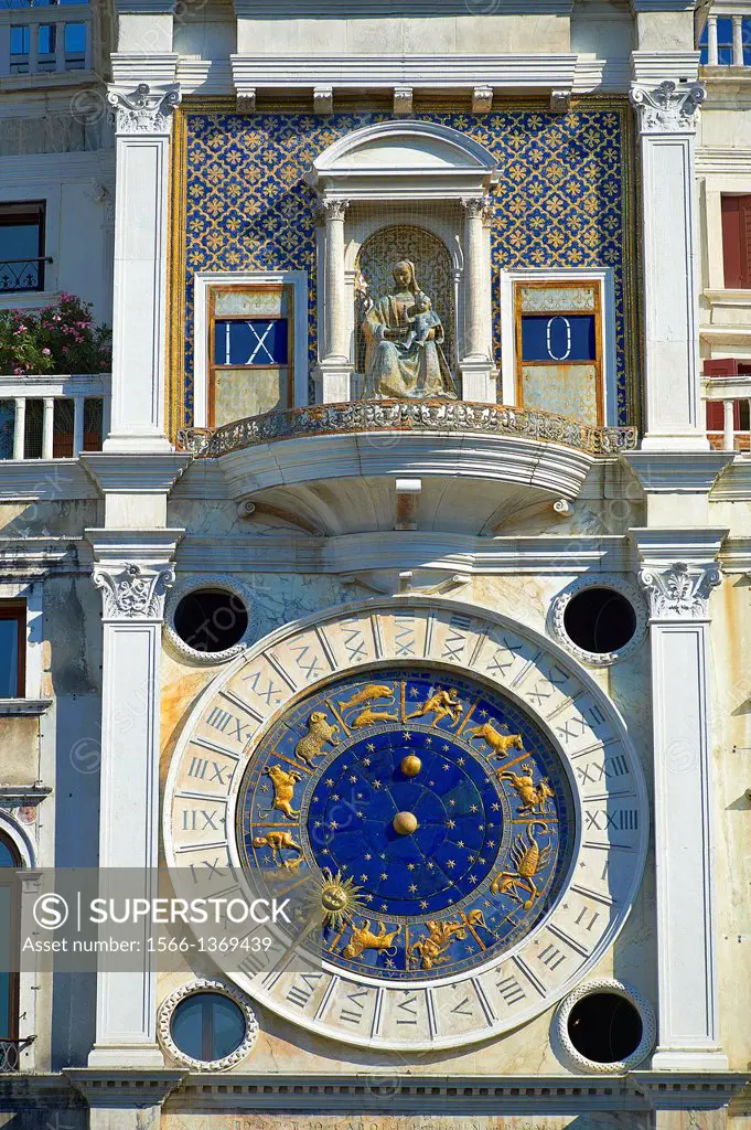 The early renaissance clock tower of Torre dell' Orologio, San Marco district, Venice, UNESCO World Heritage Site, Venetia, Italy, Europe.
