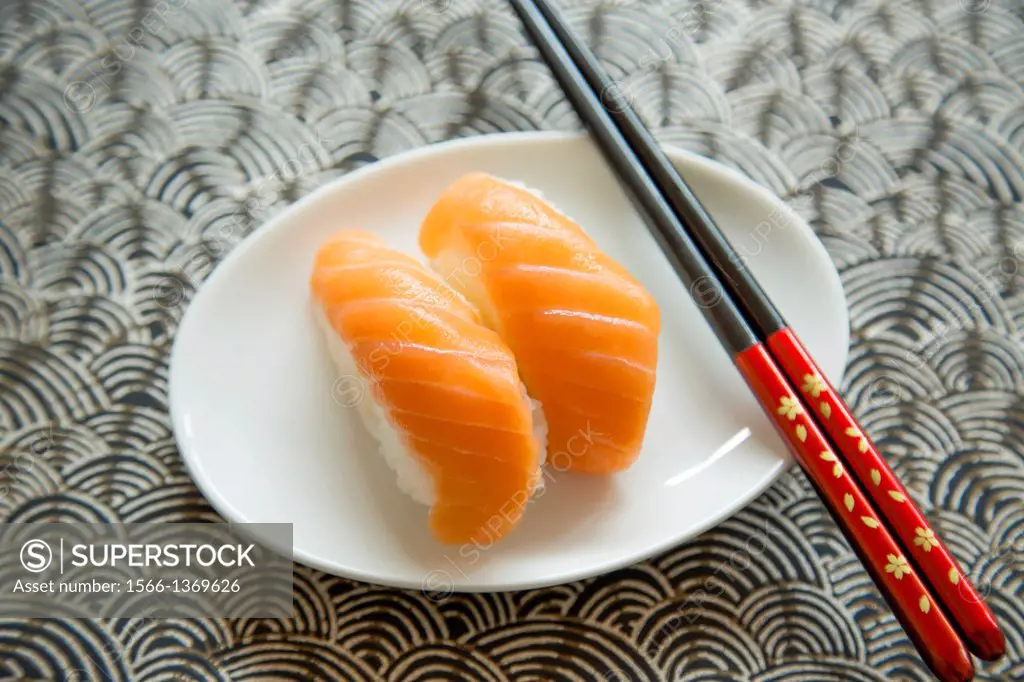 Nigiri salmon sushi.