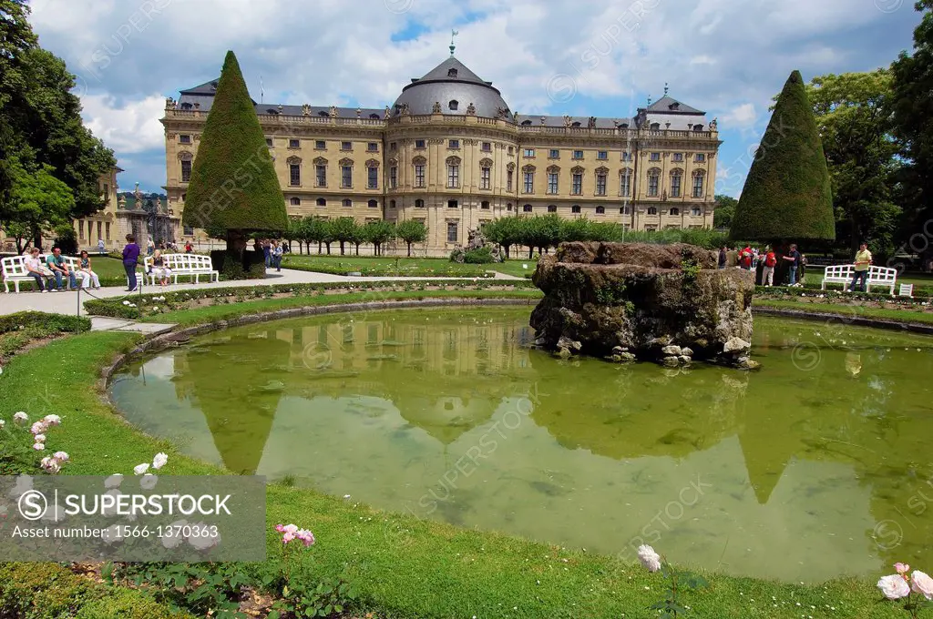 Wurzburg, Würzburg Residenz, Hofgarten Park, Hof Garden, UNESCO World Heritage Site, Romantic Road, Romantische Strasse, Franconia, Bavaria, Germany, ...