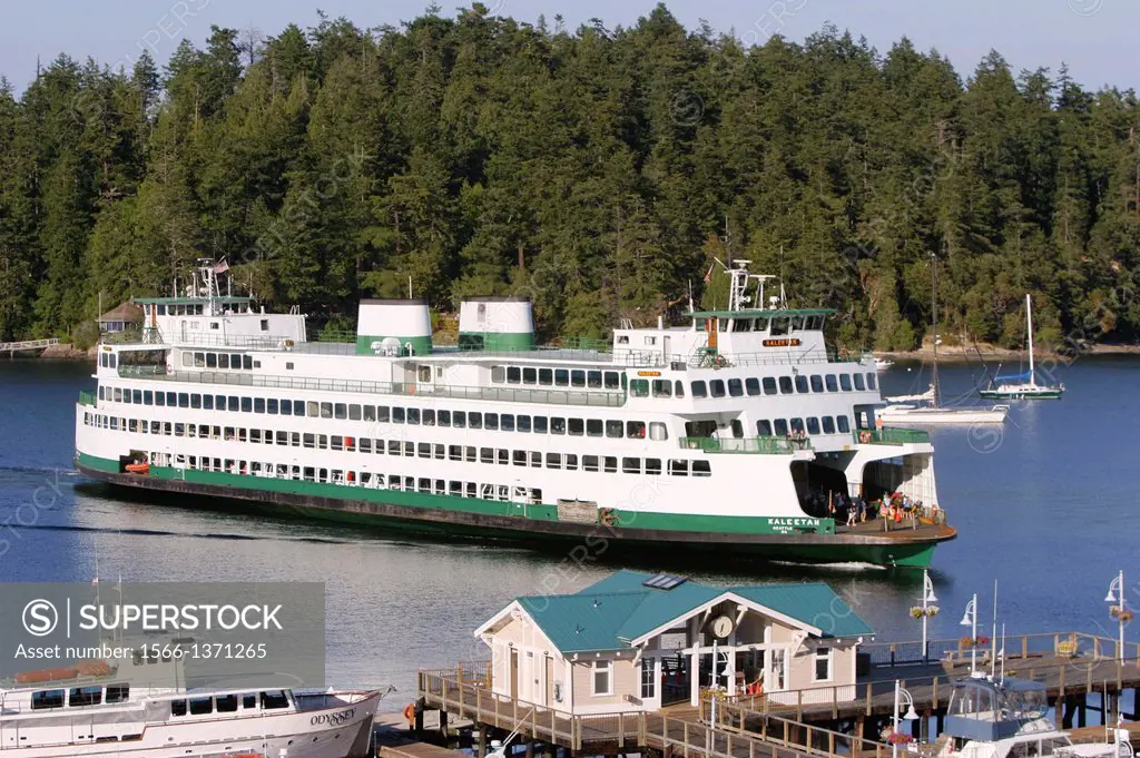 Ferry, Friday Harbor, Washington State, USA