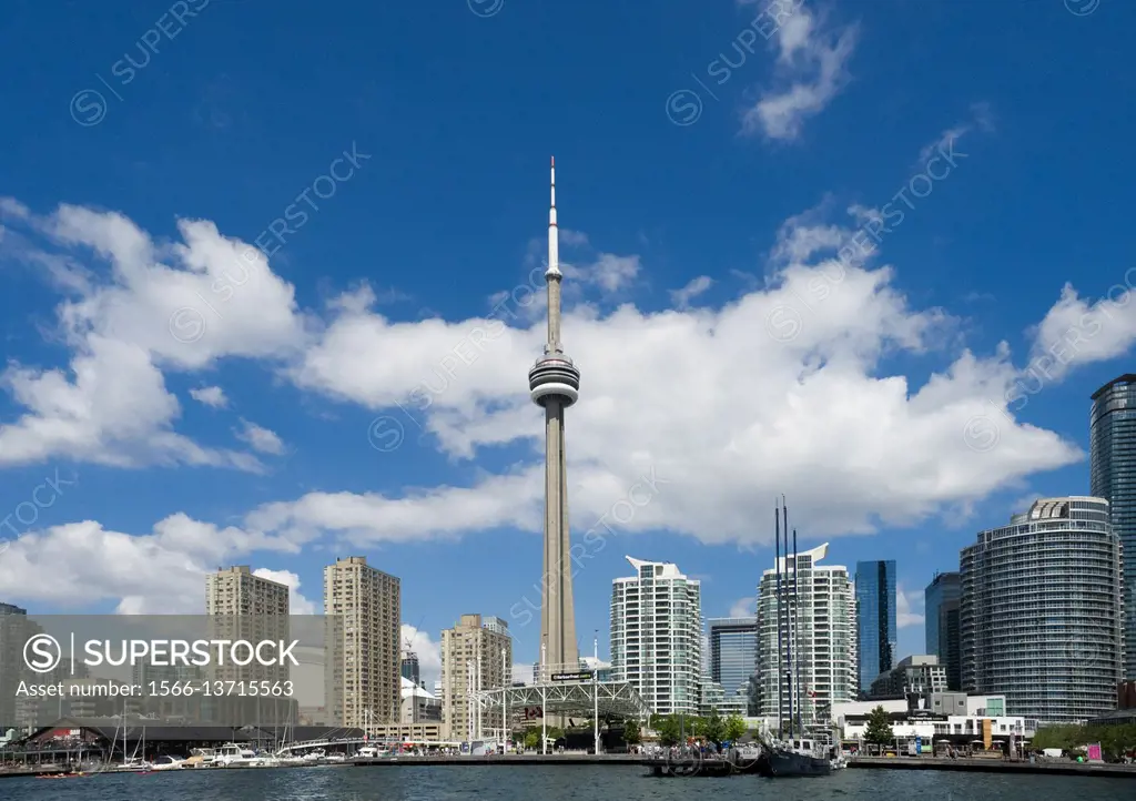 Toronto skyline and CN Tower from Toronto Lake.