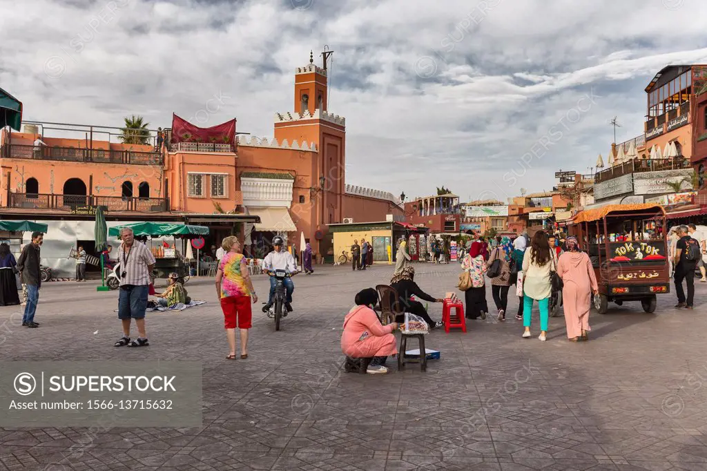 Djemma el Fna square, medina, old town, Marrakech, Morocco.