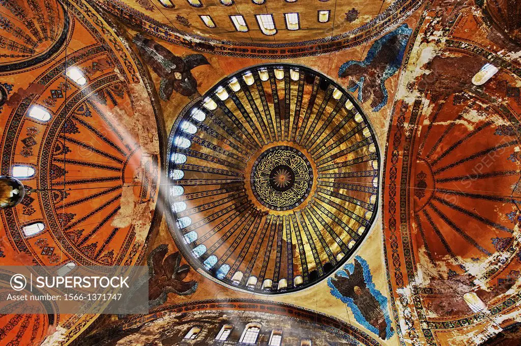 The Islamic decoration on the domes of the interior of Hagia Sophia ( Ayasofya ) , Istanbul, Turkey.