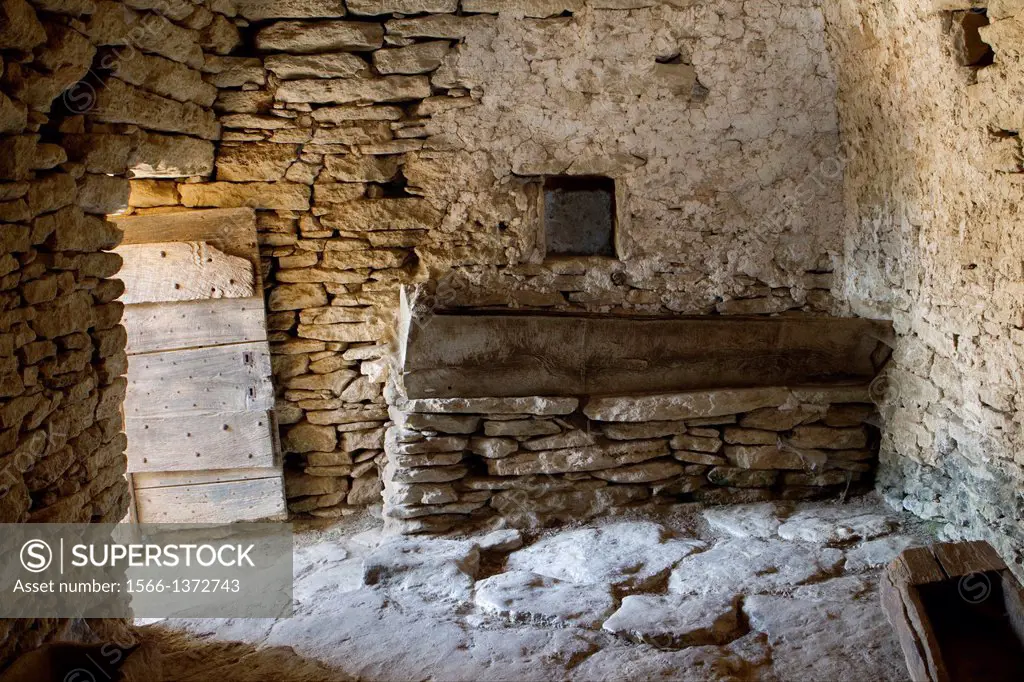 Inside of a stone house in Bories Village open-air museum, about 2 to 5 centuries old. Luberon Natural Park, near Gordes village, Vaucluse department,...