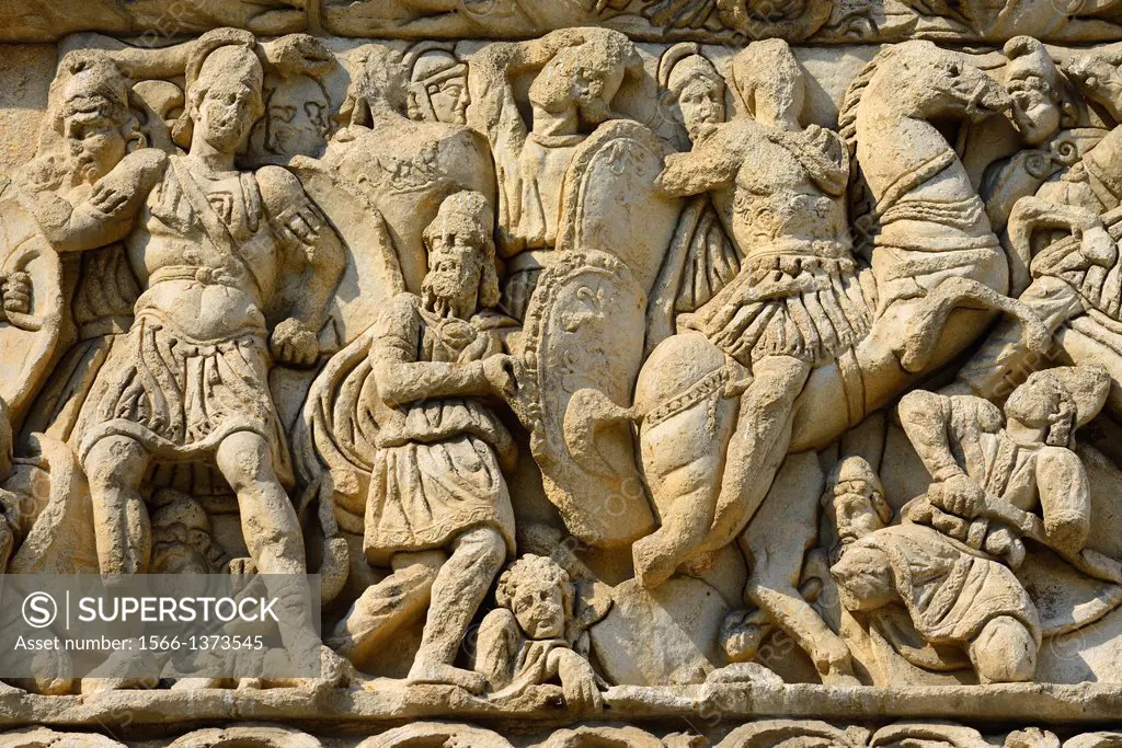 Greece, Central Macedonia, Thessaloniki, Arch of Galerius 4th C, Roman emperor Galerius attacking Shah Narses