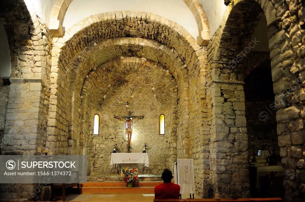 Romanesque church of San Feliu de Barruera, inside, Lleida province, Catalonia, Spain