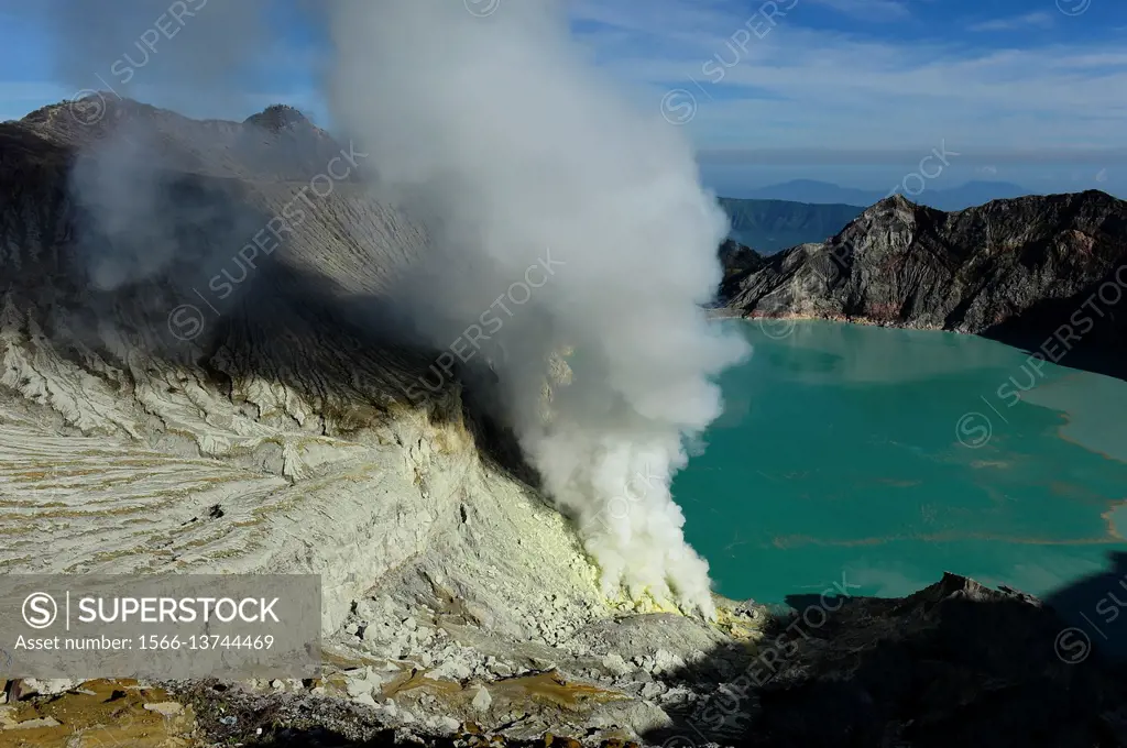 Kawah Ijen volcano (Ijen crater and lake), Banyuwangi,East Java,Indonesia,Southeast Asia,Asia.