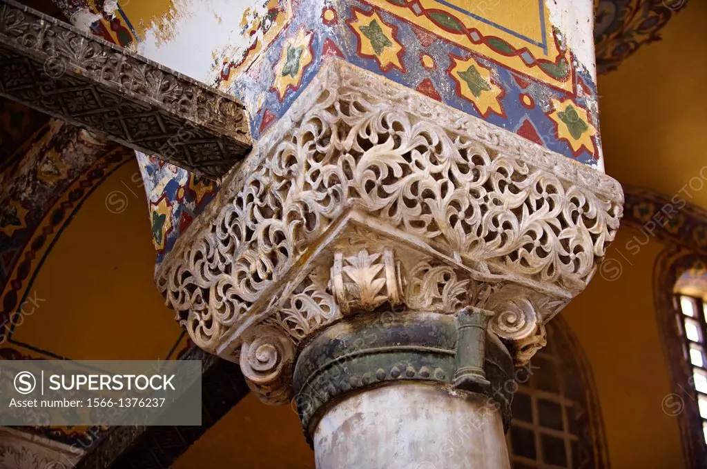 Ornate Byzantine column capital in the Hagia Sophia ( Ayasofya ) , Istanbul, Turkey.