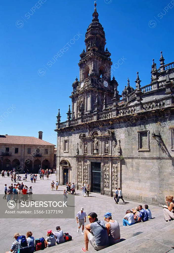 People at La Quintana Square. Santiago de Compostela, La Coruña province, Galicia, Spain.