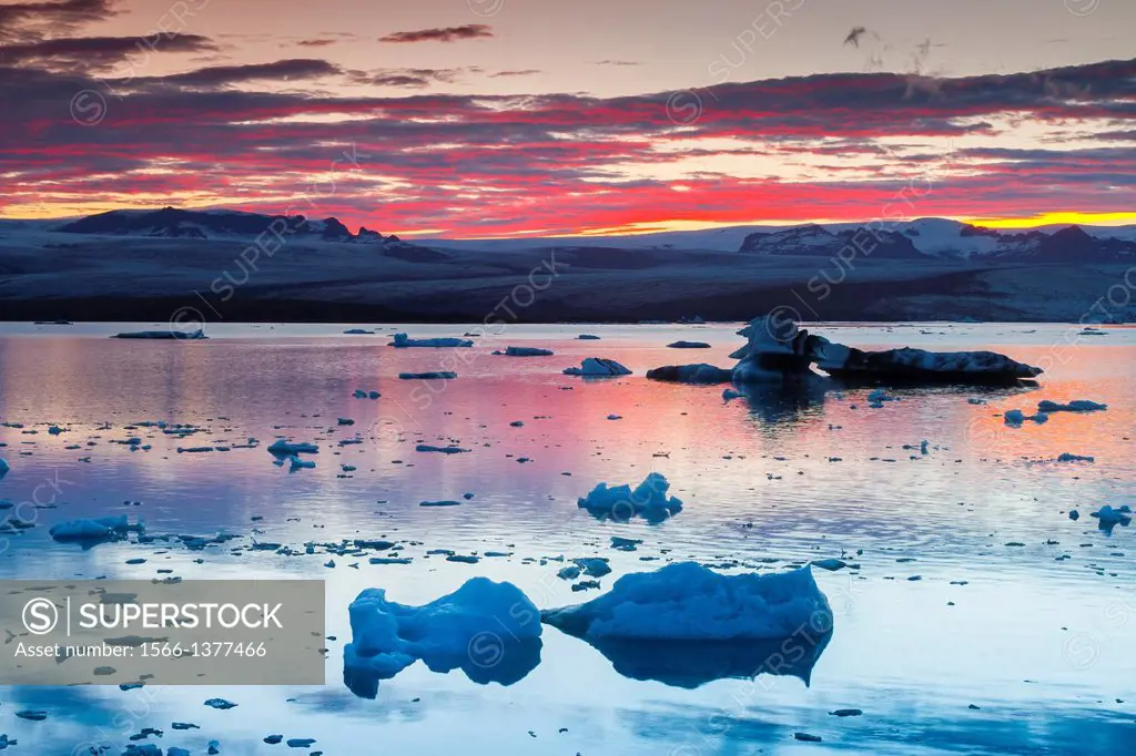 Jokulsarlon glacial lake. Iceland, Europe.