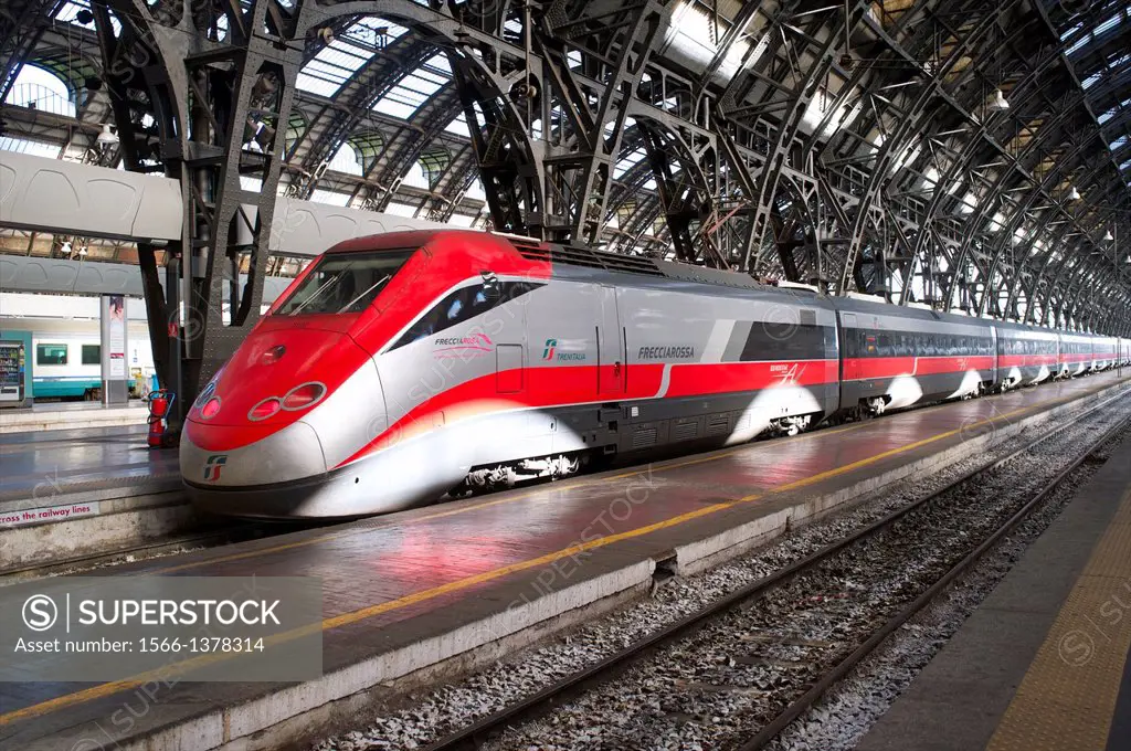 Trenitalia ETR 500 Freccia Rossa, Central Station, Milan, Lombardy, Italy.