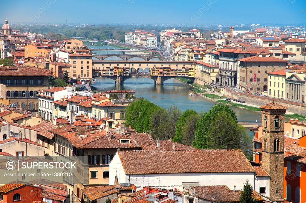Florence from Piazzale Michelangelo viewpoint, River Arno, with Ponte Vecchio and Palazzo Vecchio, Florence, Italy.