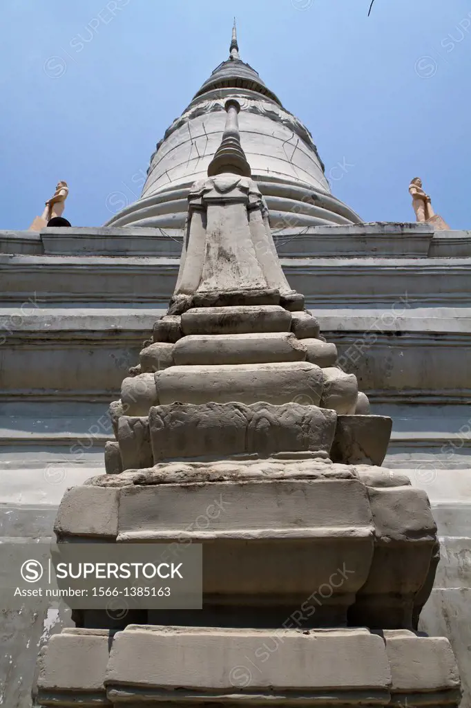 Stupa of the Temple Wat Phnom in Phnom Penh, Cambodia.