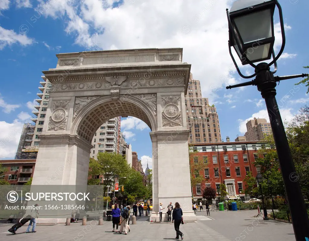 Washington Square Arch, Washington Square, Greenwich Village, Manhattan, New York City, USA, United States.