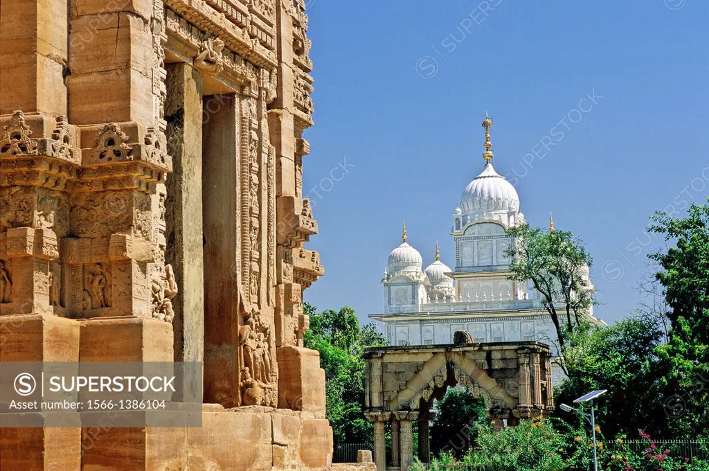 Teli-ka-Mandir temple and sikh gurdwara, IX century, Gwalior, Madhya Pradesh, India, Asia.