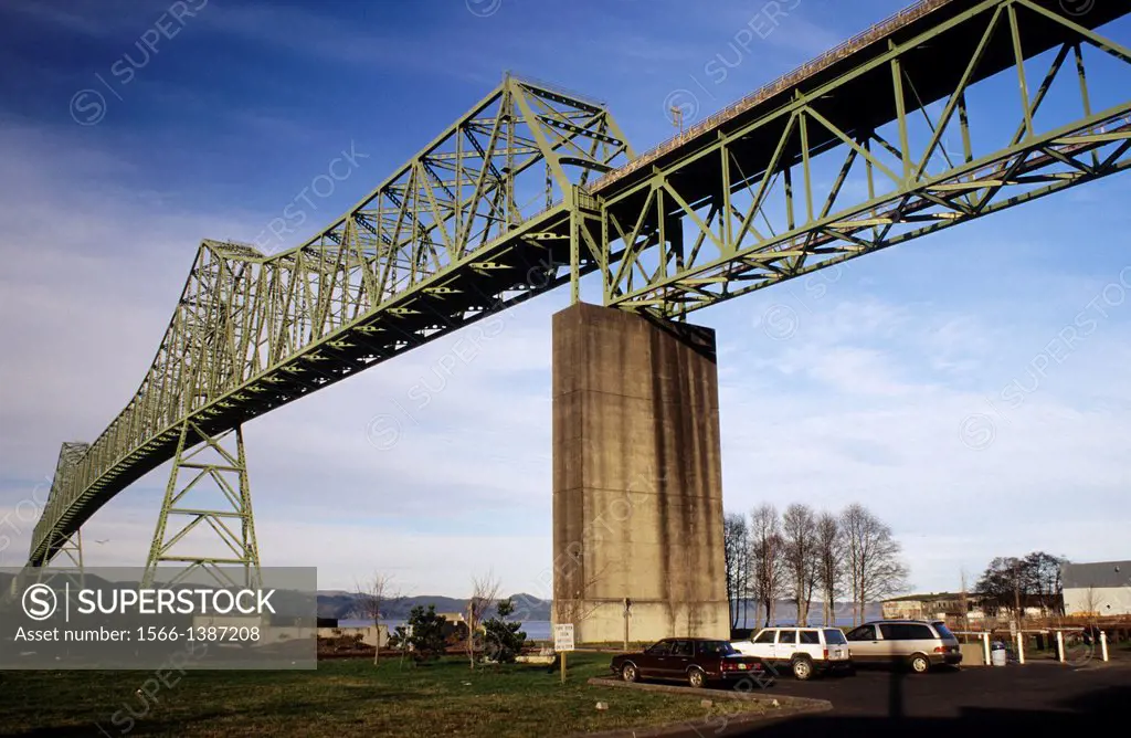 Astoria-Megler Bridge, Maritime Memorial Park, Astoria, Oregon.