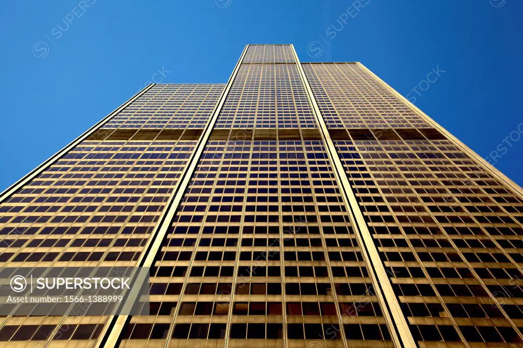Willis Tower (formerly Sears Tower).