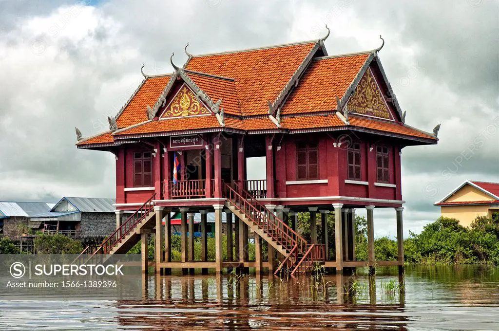 Kampong Phluk - name means Harbor of the Tusks, floating village, Tonlé Sap lake - UNESCO biosphere, Siem Reap Province , northern-central Cambodia , ...
