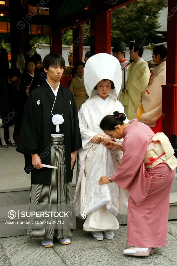 Japanese Shinto Wedding - The Japanese couple must first be legally married by filing for marriage at their local government office, and the official ...
