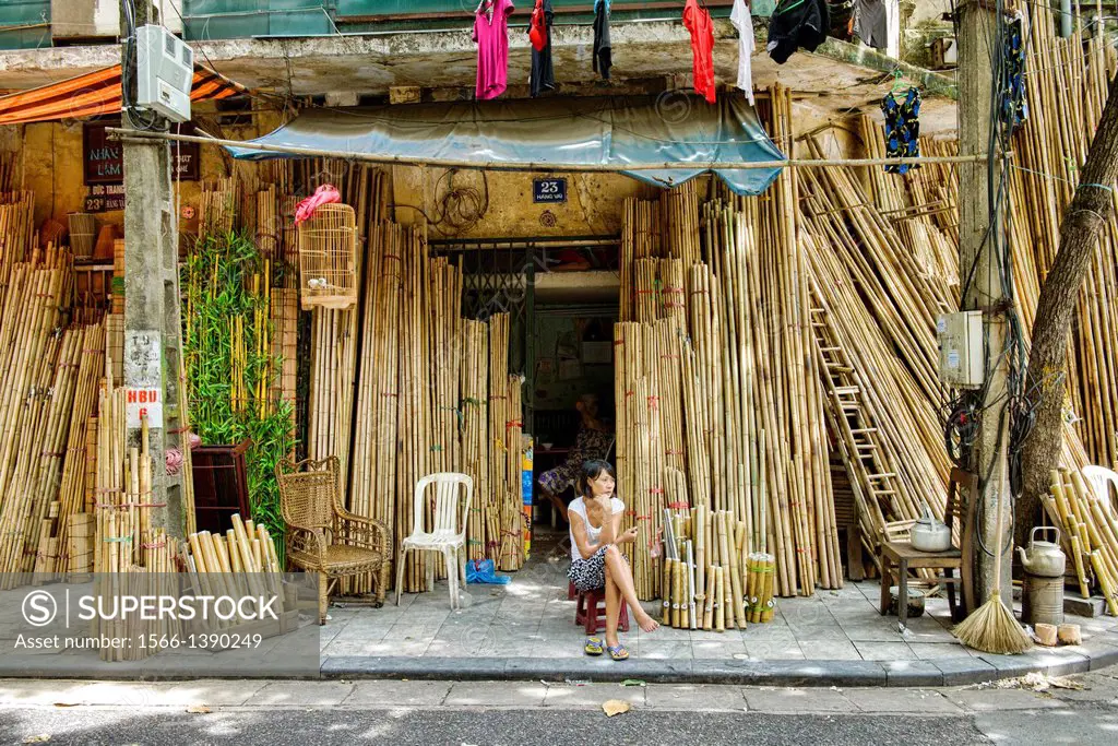 bamboo bong pipe vendor in Hanoi, Vietnam.