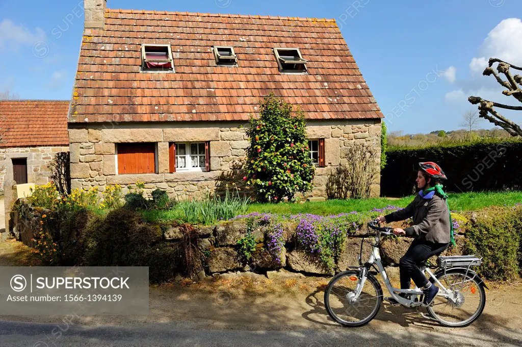 bike ride on a country trail around Trebeurden, Cotes-d´Armor department, Region of Brittany, France, Europe.