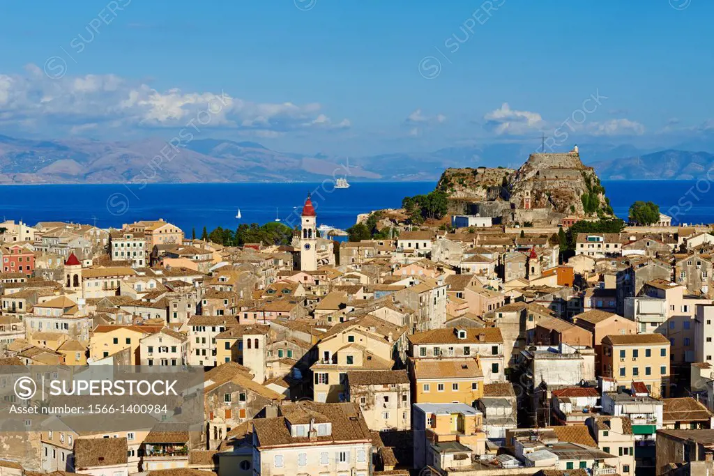 Greece, Ionian island, Corfu island, Kerkyra city, Unesco world heritage, the old Fortress and Agios Spyridon church.
