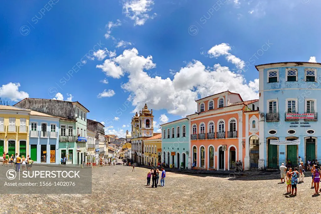 Brazil, Bahia, Salvador, Pelourinho: The triangular plaza Largo do Pelourinho within Salvador de Bahia's beautifully restored historic center of Pelou...