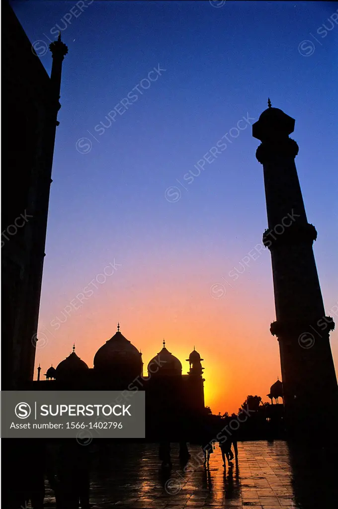 Sunset at Taj Mahal, Agra, Uttar Pradesh State, India