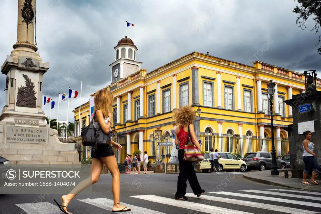 The capital of the island of Reunion of cosmopolitan Saint Denis. The history of Saint-Denis dating back to the second century with the existence of a...