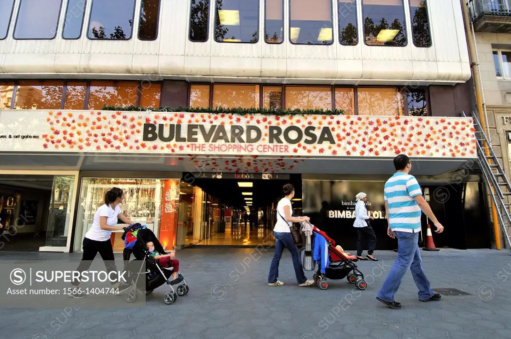 Shopping center, Passeig de Gracia-Arago, Barcelona, Catalonia, Spain