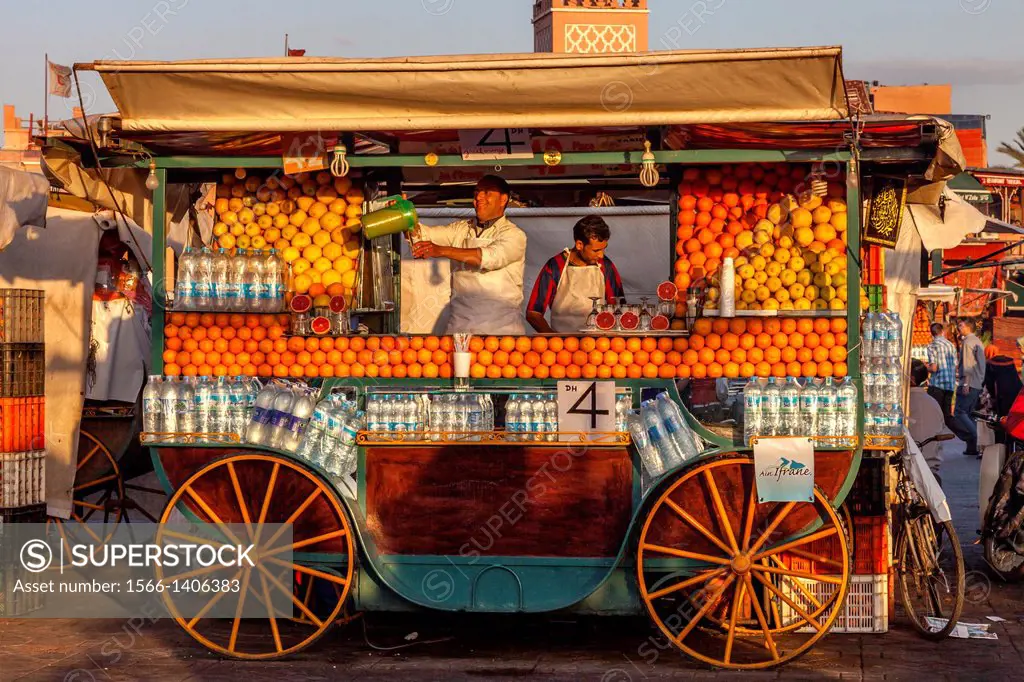 Juice Stall Serving Freshly Squeezed Orange Juice, Jemaa el-fna Square, Marrakech, Morocco.