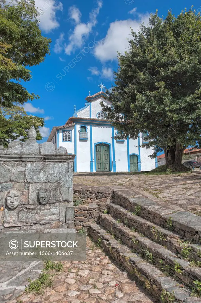 Nossa Senhora do Rosario Church and Fountain, Diamantina, Minas Gerais, Brazil.