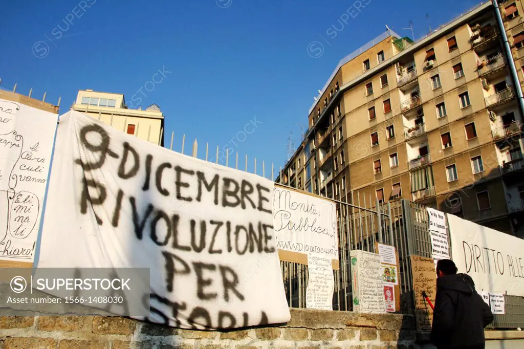 Rome, Italy 11 December 2013 The ´´pitchfork movement´´ protesters against ineffective government, austerity and recession congregate in Piazzale dei ...